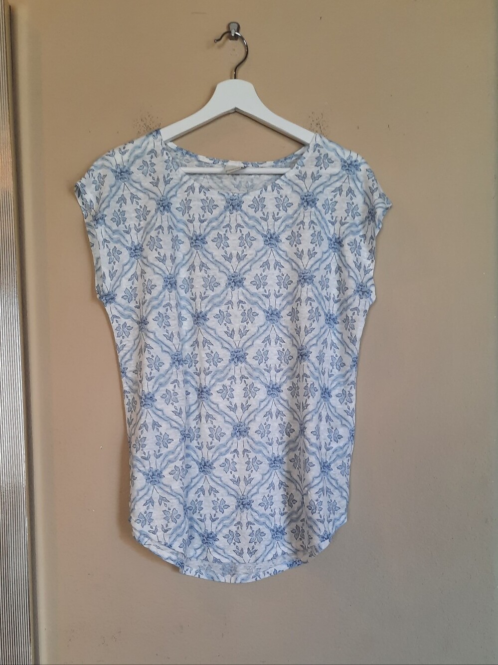 Joie Womens White and Light Blue Printed Short Sleeve Top